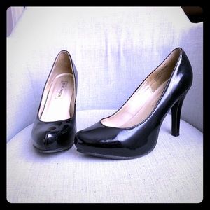 ⭐️2 for $30⭐️ Steve Madden Pumps